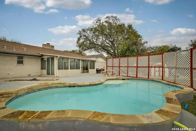 602 Moorside Windcrest, TX 78239