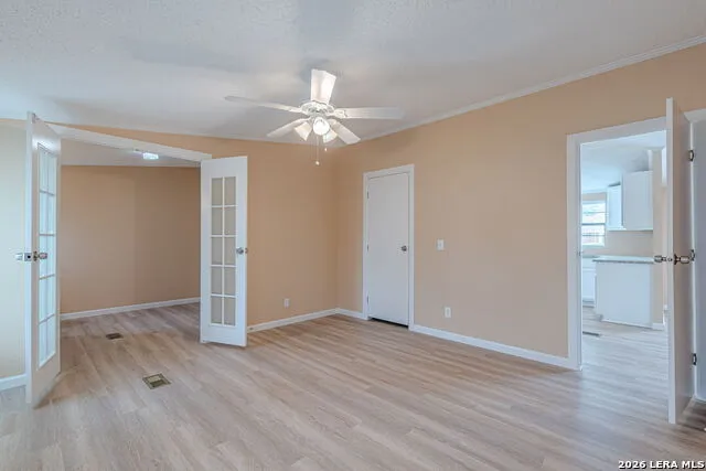 938 Patricia Ann Dr Poteet, TX 78065
