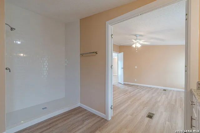 938 Patricia Ann Dr Poteet, TX 78065