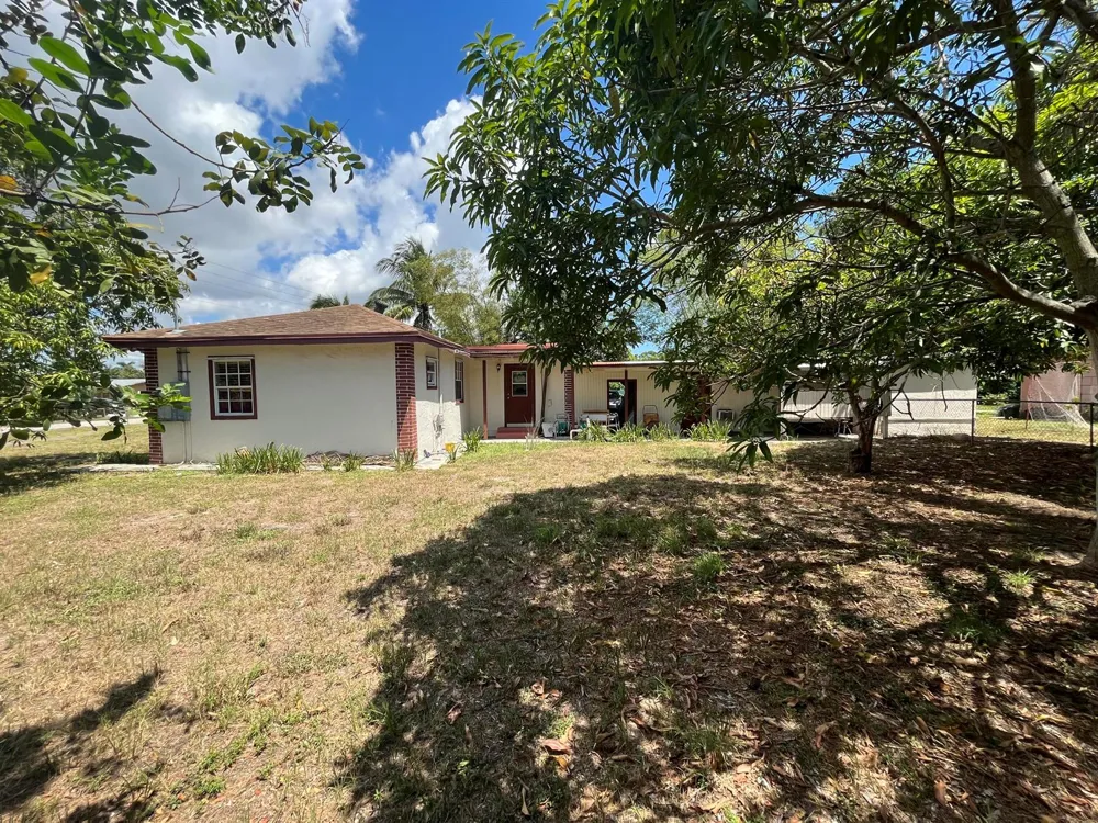 821 SW 4th Avenue Delray Beach, FL 33444