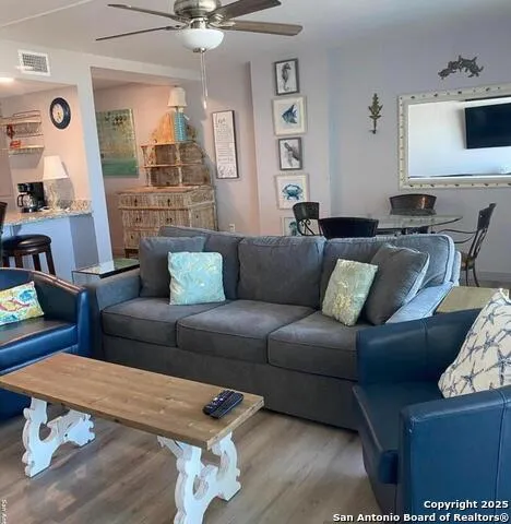 800 Sandcastle Dr #104 Port Aransas, TX 78373