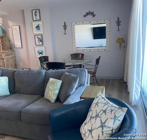 800 Sandcastle Dr #104 Port Aransas, TX 78373