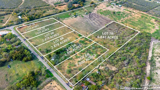 19101 Fm 463 Natalia, TX 78059