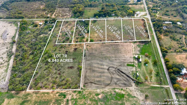 19101 Fm 463 Natalia, TX 78059