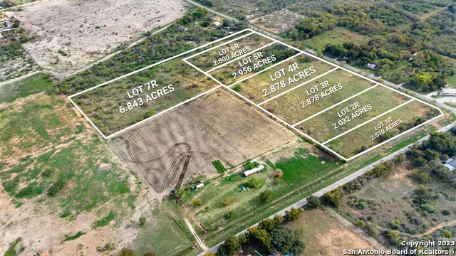 19101 Fm 463 Natalia, TX 78059