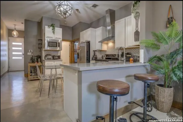 1542 Alamo Unit 203 San Antonio, TX 78215