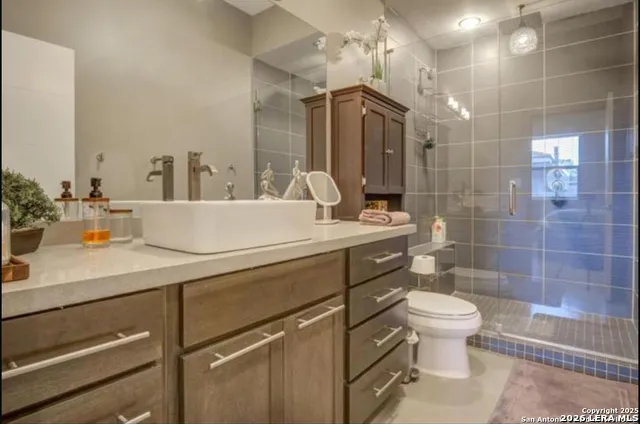 1542 Alamo Unit 203 San Antonio, TX 78215
