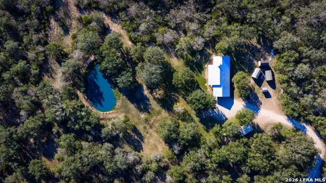 7869 County Road 203 Beeville, TX 78102