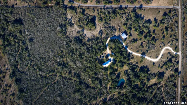 7869 County Road 203 Beeville, TX 78102