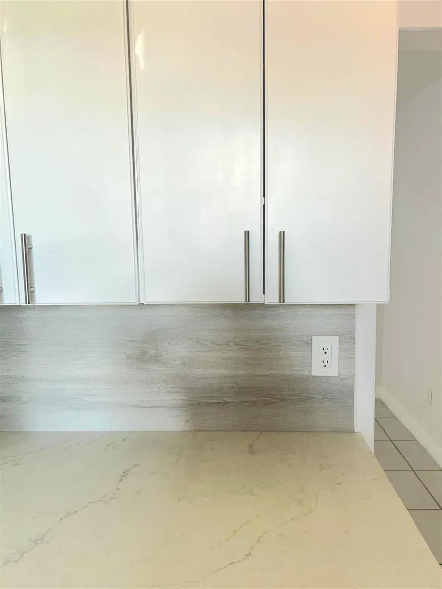 1245 W 24th Street #A-221 Hialeah, FL 33010