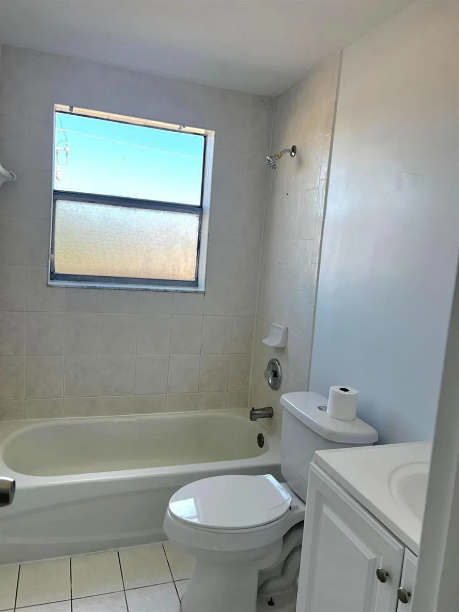 1245 W 24th Street #A-221 Hialeah, FL 33010