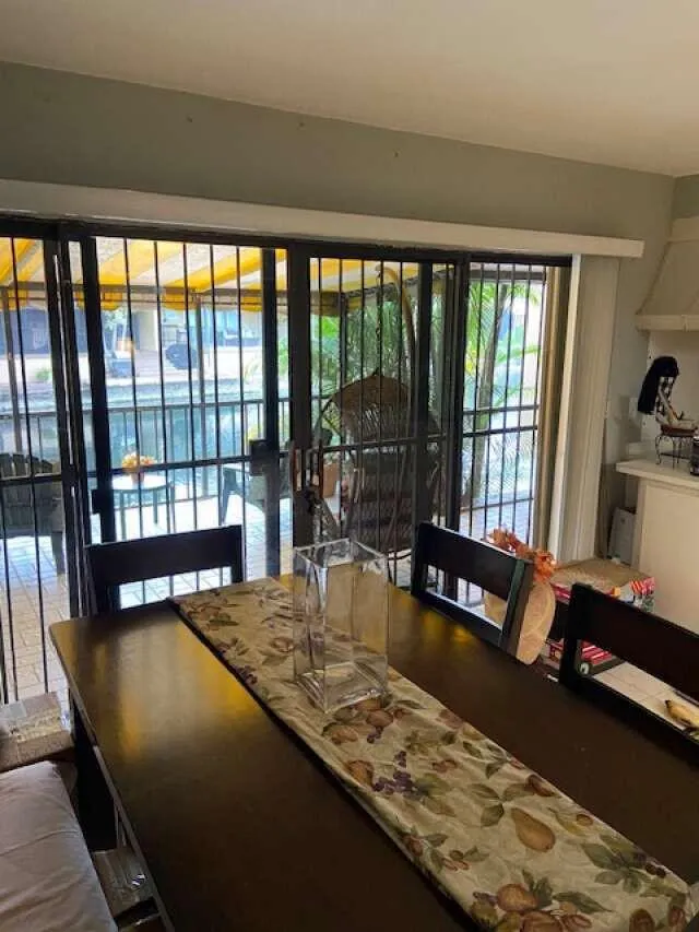 16023 Kingsmoor Way Miami Lakes, FL 33014