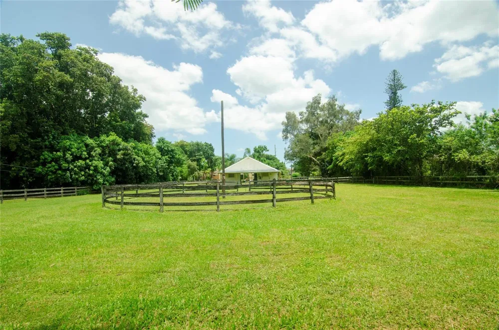 1765 SW Back 112th Avenue Davie, FL 33325