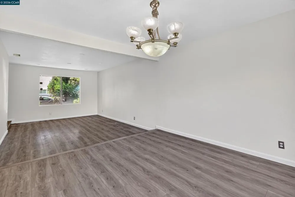 730 Stratford Avenue Dixon, CA 95620