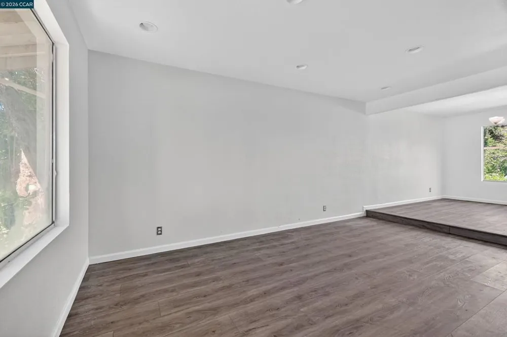 730 Stratford Avenue Dixon, CA 95620