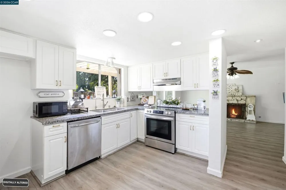 730 Stratford Avenue Dixon, CA 95620