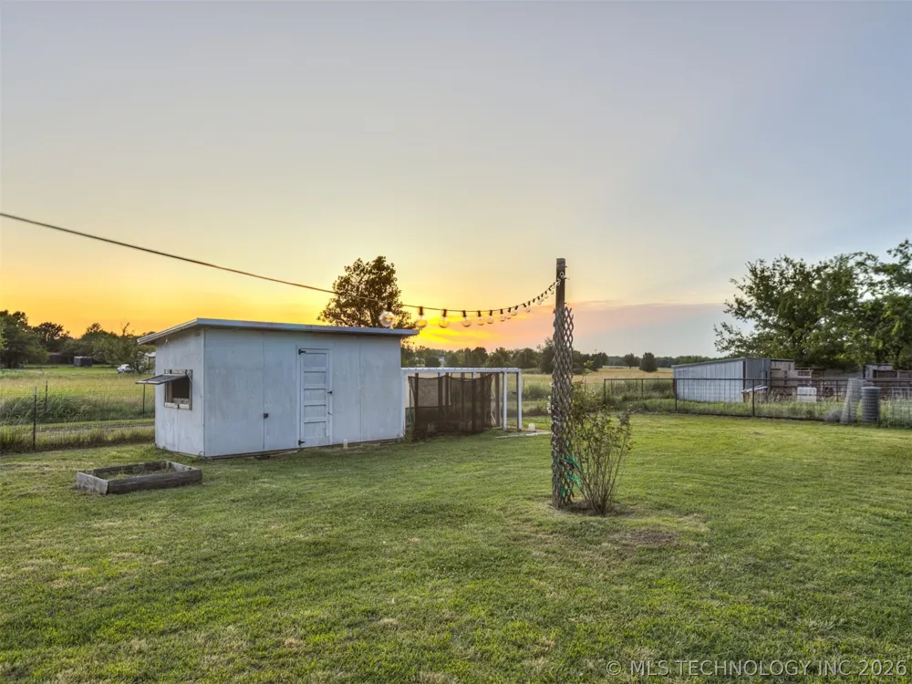 5603 E 96th Street Sperry, OK 74073