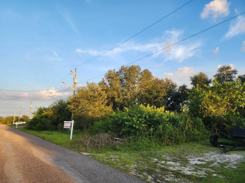 2613 57th Street W Lehigh Acres, FL 33971