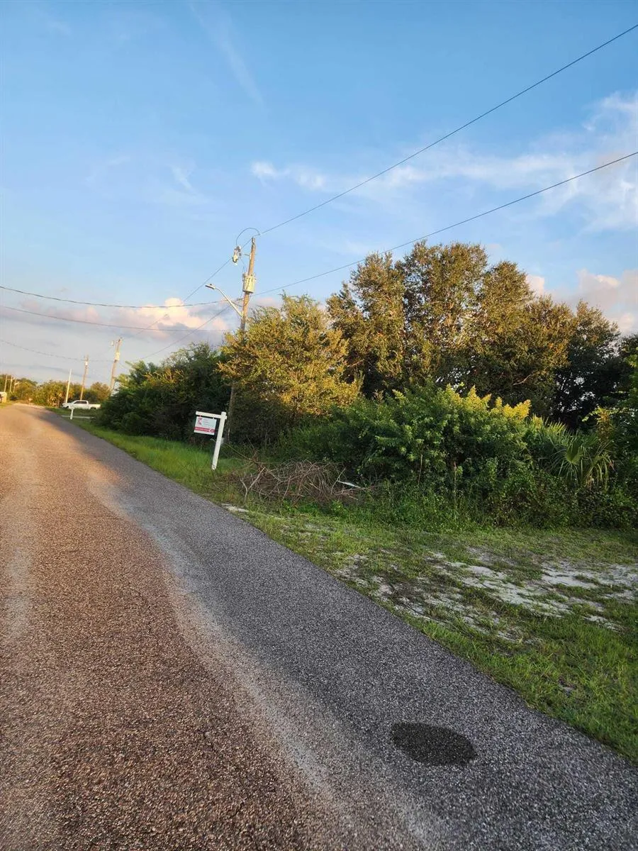2613 57th Street W Lehigh Acres, FL 33971