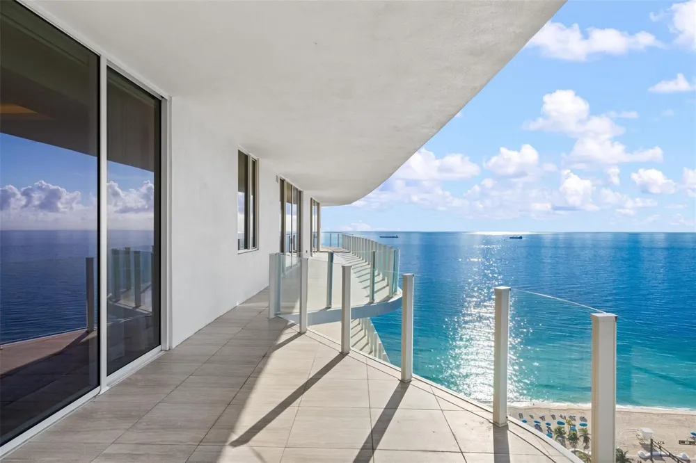 525 Fort Lauderdale Beach Boulevard #2201 Fort Lauderdale, FL 33304