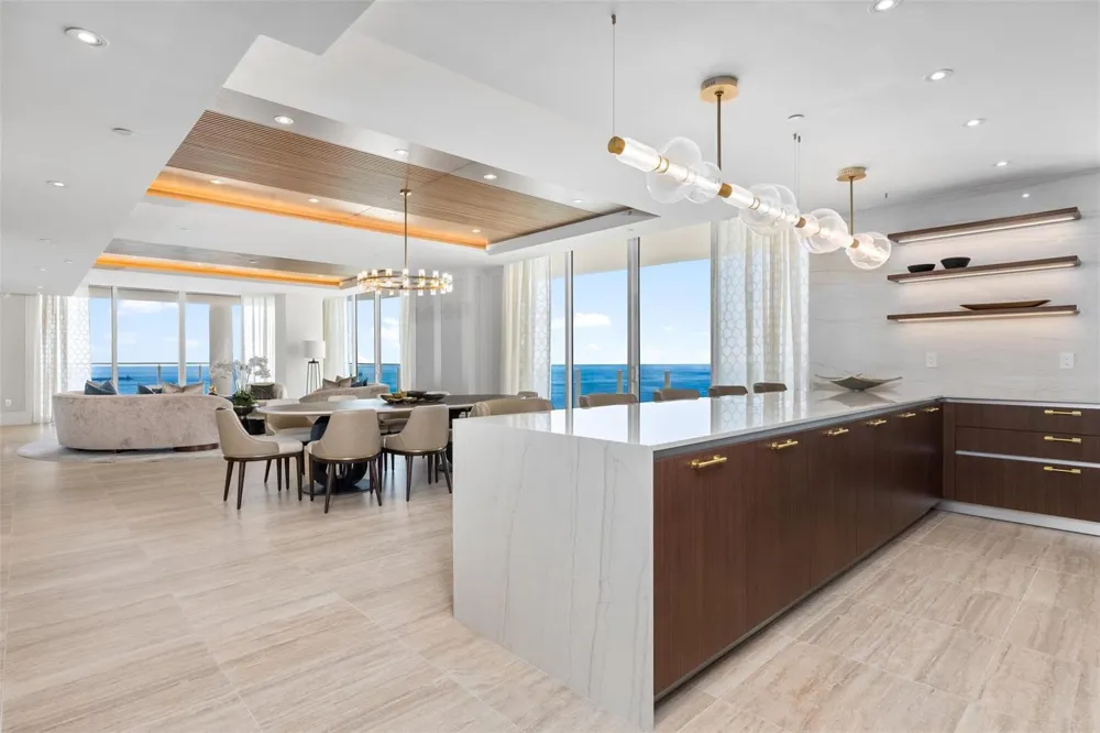 525 Fort Lauderdale Beach Boulevard #2201 Fort Lauderdale, FL 33304