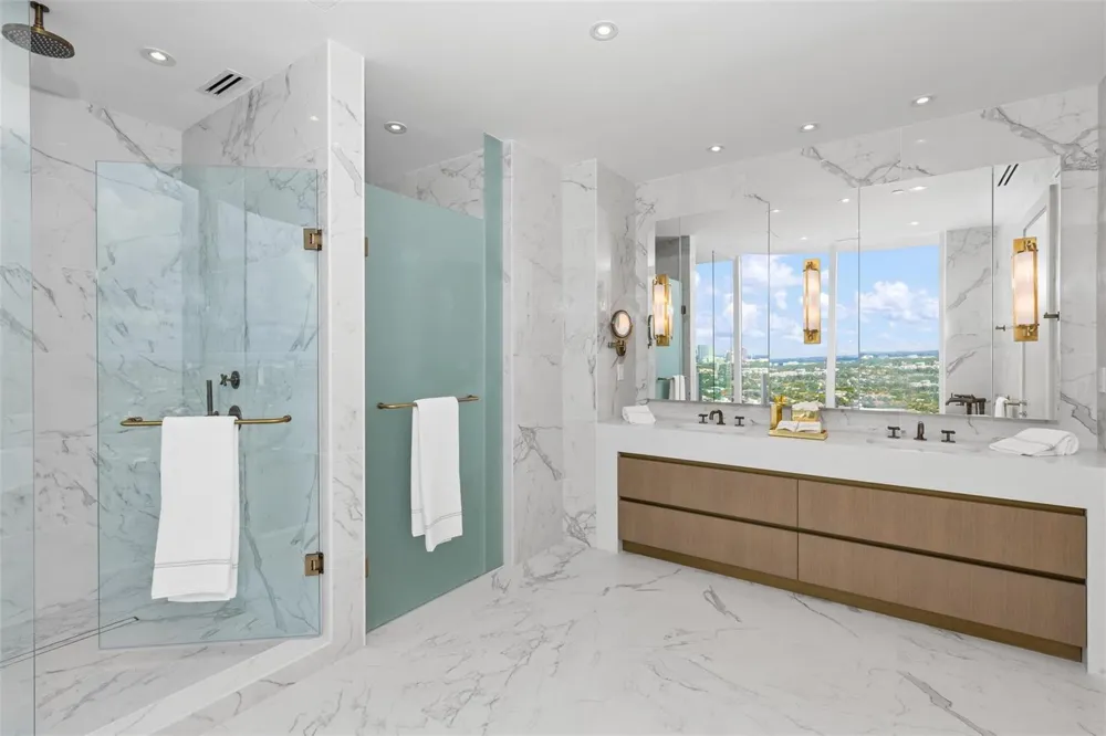 525 Fort Lauderdale Beach Boulevard #2201 Fort Lauderdale, FL 33304