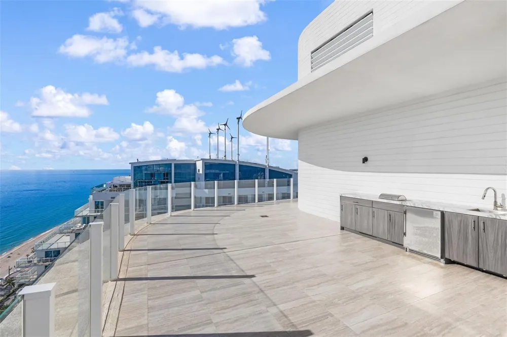 525 Fort Lauderdale Beach Boulevard #2201 Fort Lauderdale, FL 33304