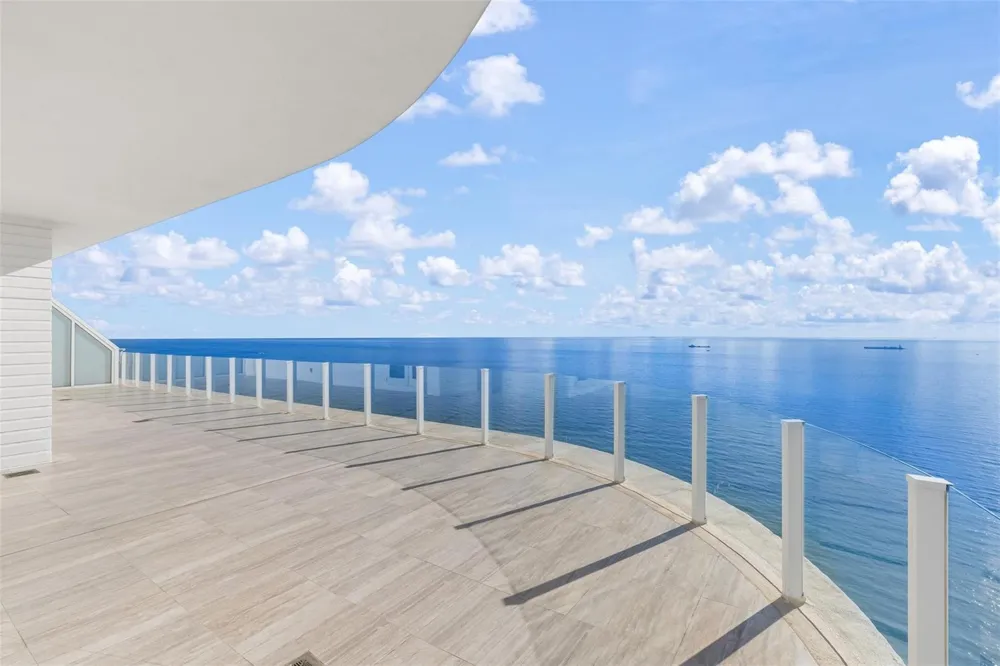 525 Fort Lauderdale Beach Boulevard #2201 Fort Lauderdale, FL 33304