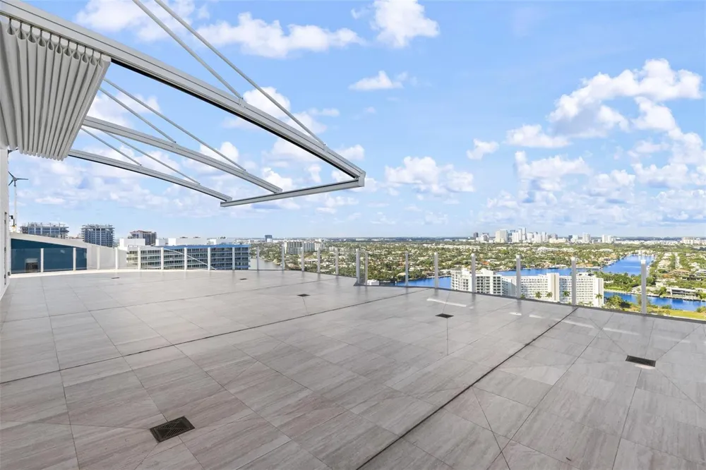 525 Fort Lauderdale Beach Boulevard #2201 Fort Lauderdale, FL 33304