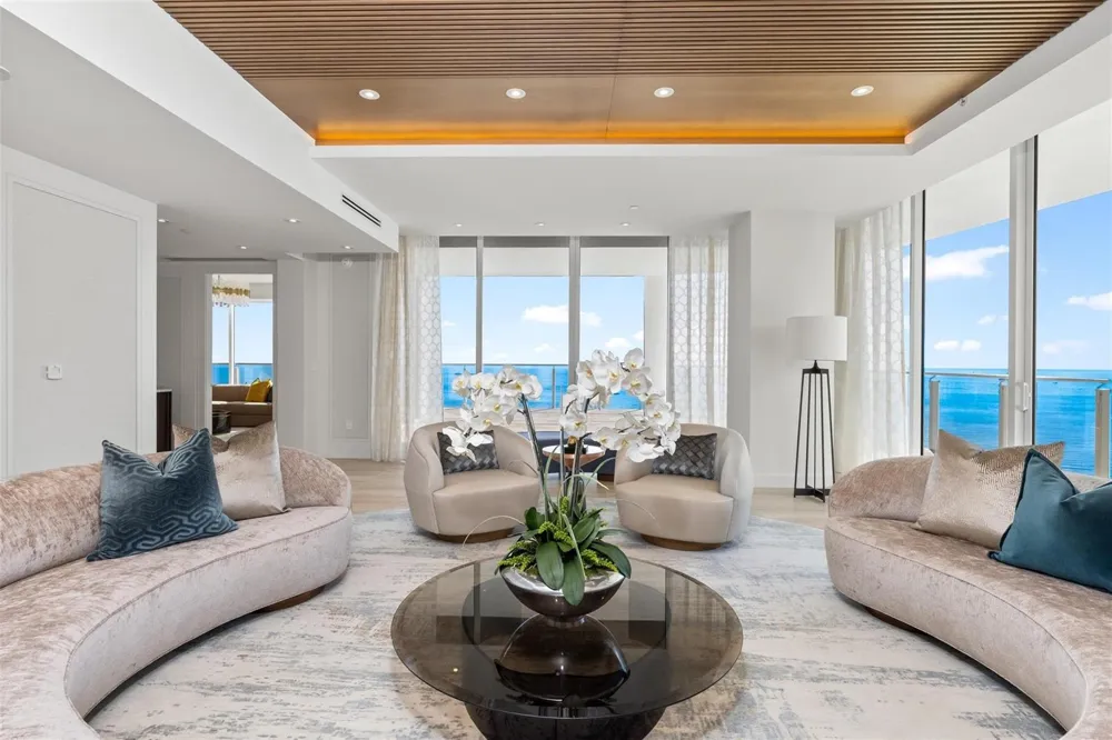 525 Fort Lauderdale Beach Boulevard #2201 Fort Lauderdale, FL 33304