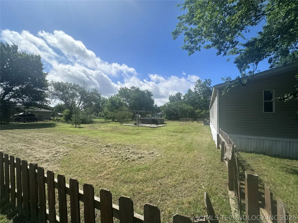 400 5th Street Tupelo, OK 74572