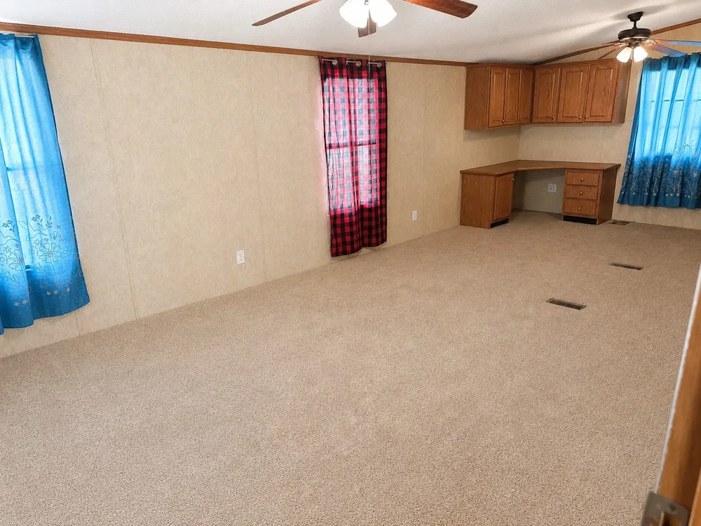400 5th Street Tupelo, OK 74572
