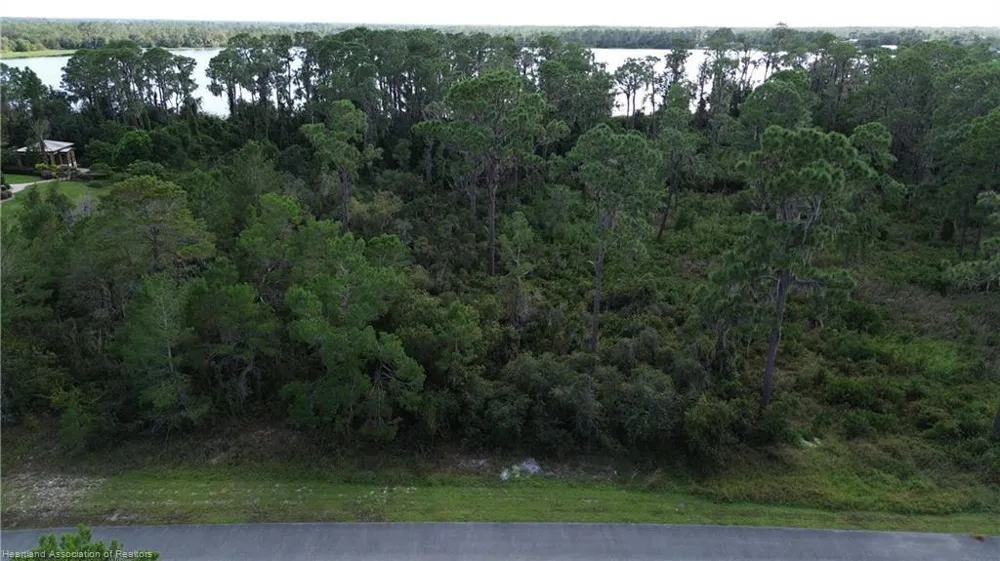 3029 Hawks Landing Circle Sebring, FL 33875