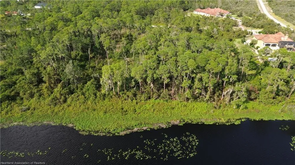 3029 Hawks Landing Circle Sebring, FL 33875