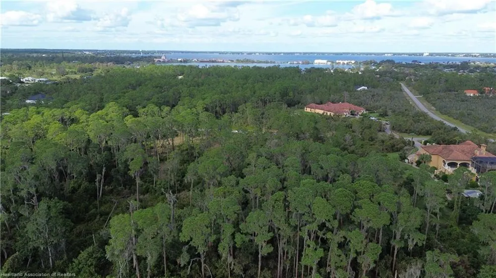 3029 Hawks Landing Circle Sebring, FL 33875