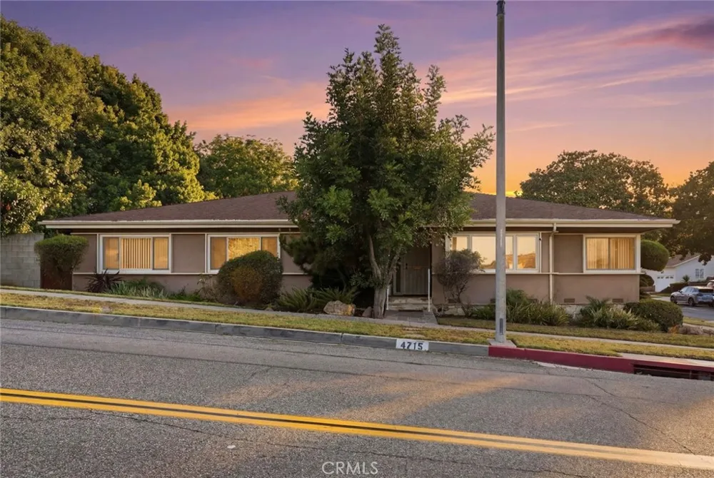 4715 Presidio View Park, CA 90043