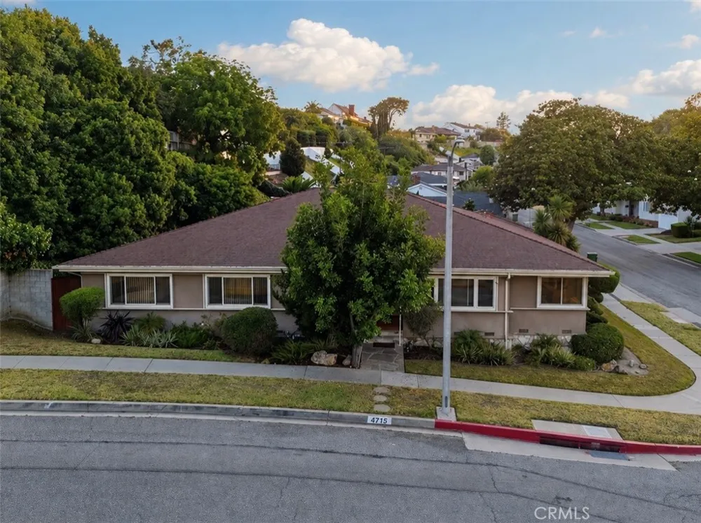 4715 Presidio View Park, CA 90043