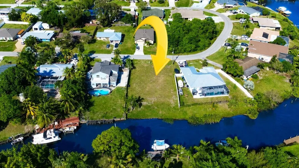 178 NE Dominican Terrace Port St. Lucie, FL 34983