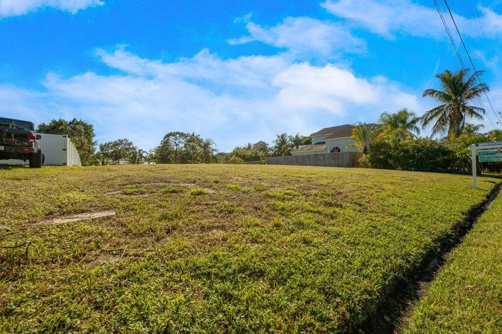 178 NE Dominican Terrace Port St. Lucie, FL 34983