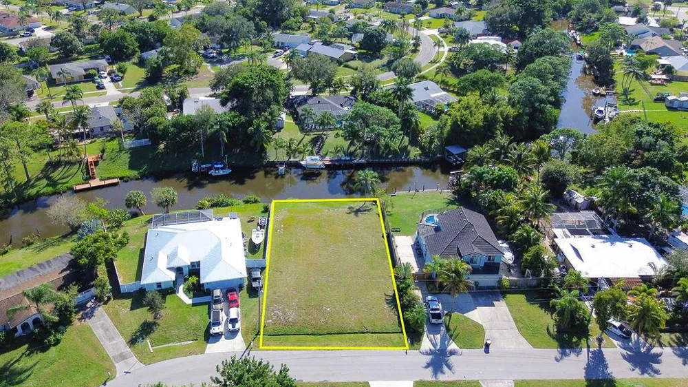178 NE Dominican Terrace Port St. Lucie, FL 34983
