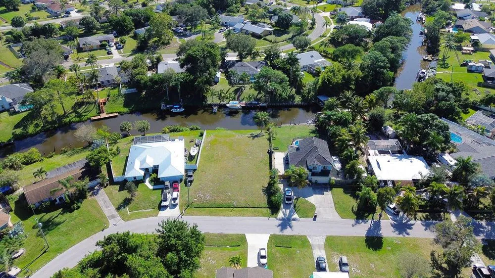 178 NE Dominican Terrace Port St. Lucie, FL 34983