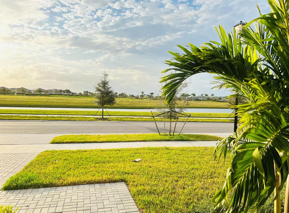 14476 Spruce Pine Drive Westlake, FL 33470