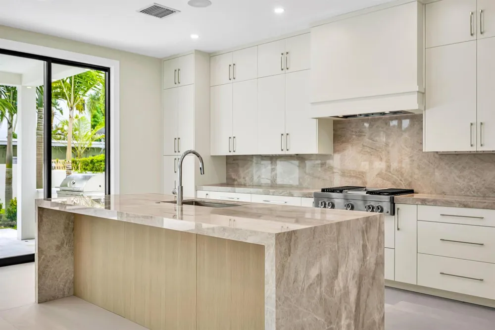 445 NE 11th Avenue Fort Lauderdale, FL 33301