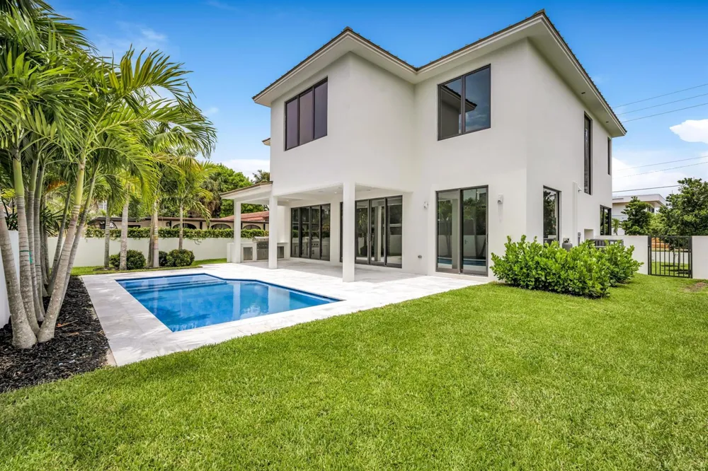 445 NE 11th Avenue Fort Lauderdale, FL 33301