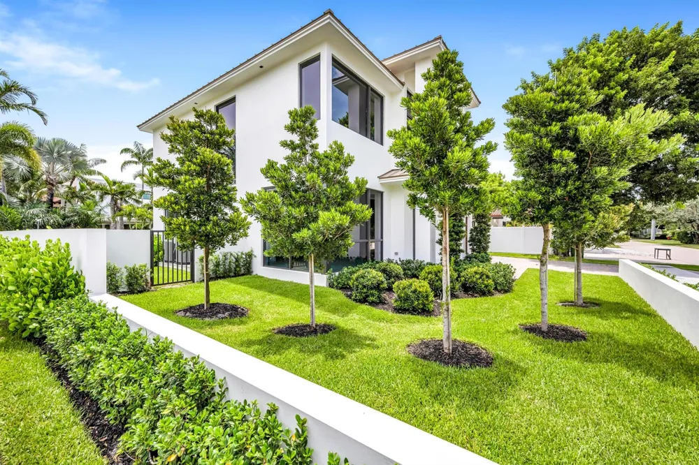 445 NE 11th Avenue Fort Lauderdale, FL 33301