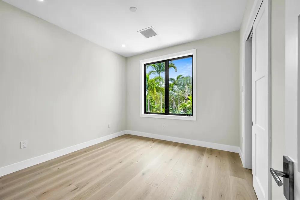 445 NE 11th Avenue Fort Lauderdale, FL 33301