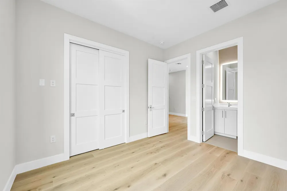 445 NE 11th Avenue Fort Lauderdale, FL 33301