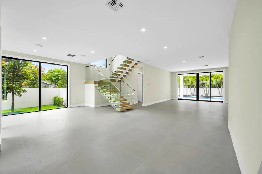 445 NE 11th Avenue Fort Lauderdale, FL 33301