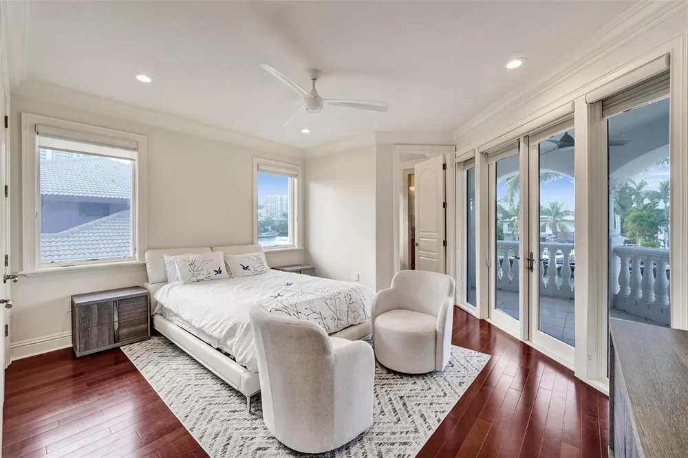 642 Palm Drive Hallandale Beach, FL 33009