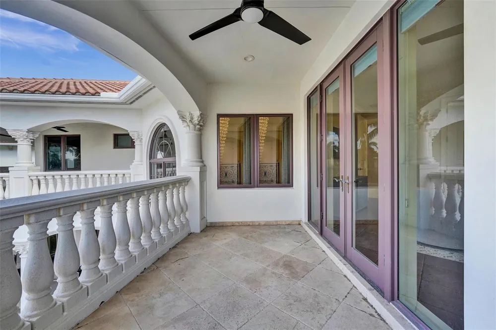 642 Palm Drive Hallandale Beach, FL 33009